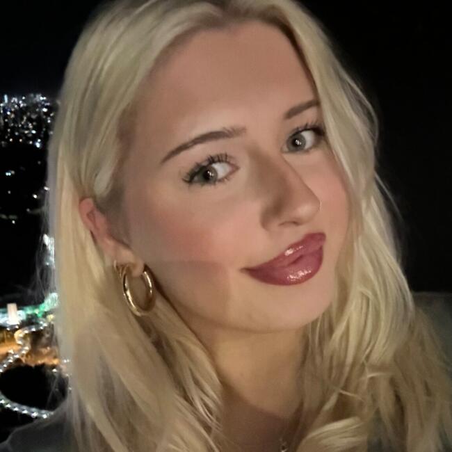 Babysitter in Brisbane: Paris