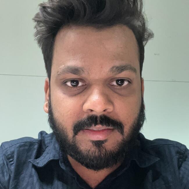 वाराणसी में बेबीसिटिंग की नौकरी: Shubham