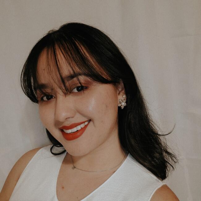 Babysitter in Pamplona: Elvia