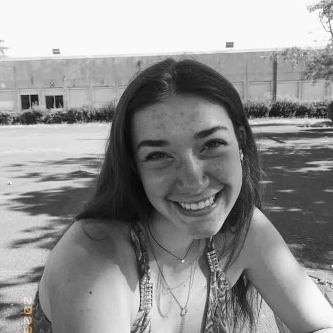 Babysitter in Lyon: Ambre