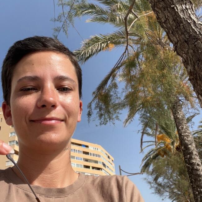 Babysitter in Miami Beach: Dana