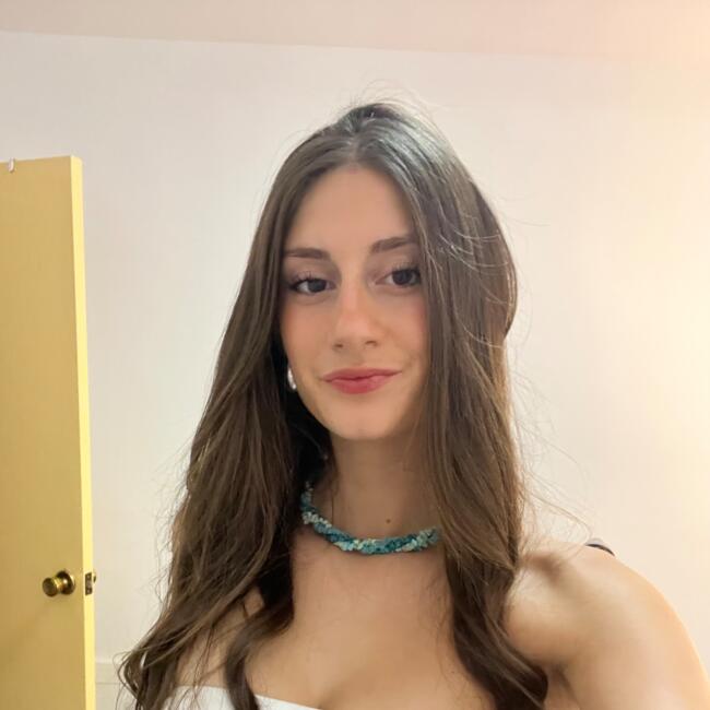 Babysitter in Seville: Paula