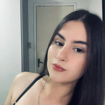 Babysitter in Nova Veneza (Santa Catarina): Emily