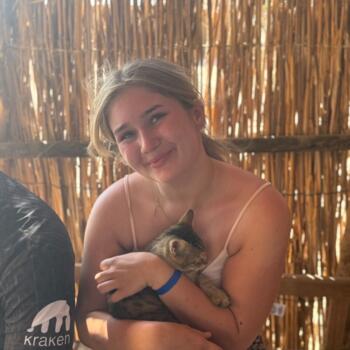 Babysitter in Blackburn: Ellie