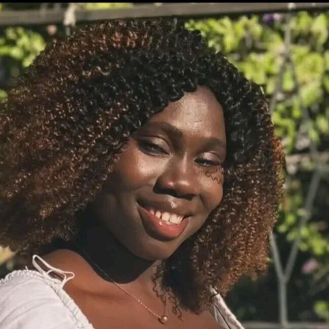 Babysitter em Moita: Safira