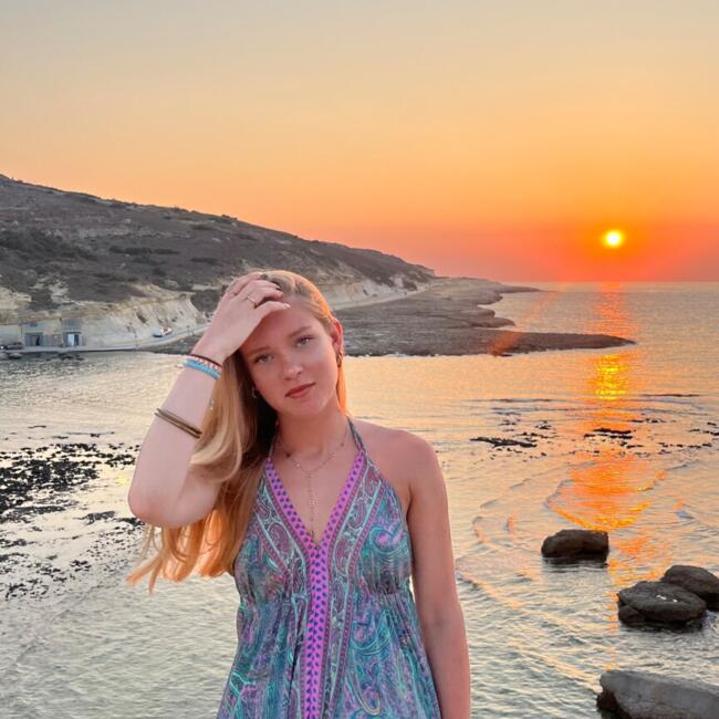 Babysitter in Bully-les-Mines: Estelle