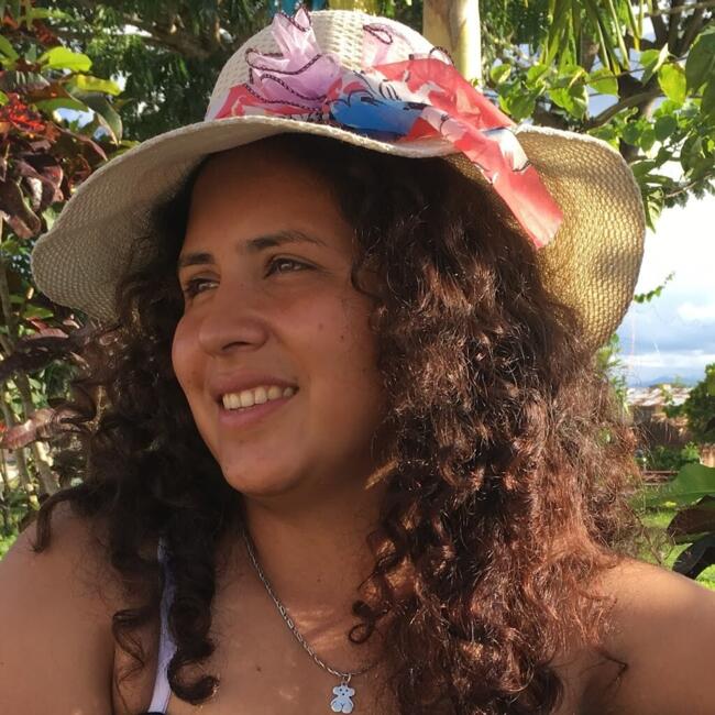 Canguro en Elda: Fernanda