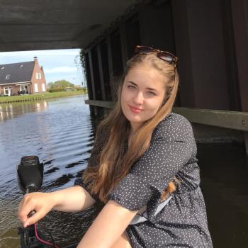 Babysitter Sneek: Janine