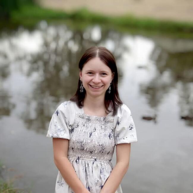 Babysitter in Shepparton: Stephanie