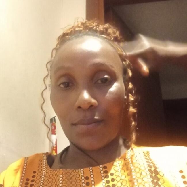 جليسة أطفال في دبي: Judy