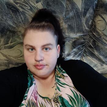 Babysitting job in Nelson: babysitting job Angel