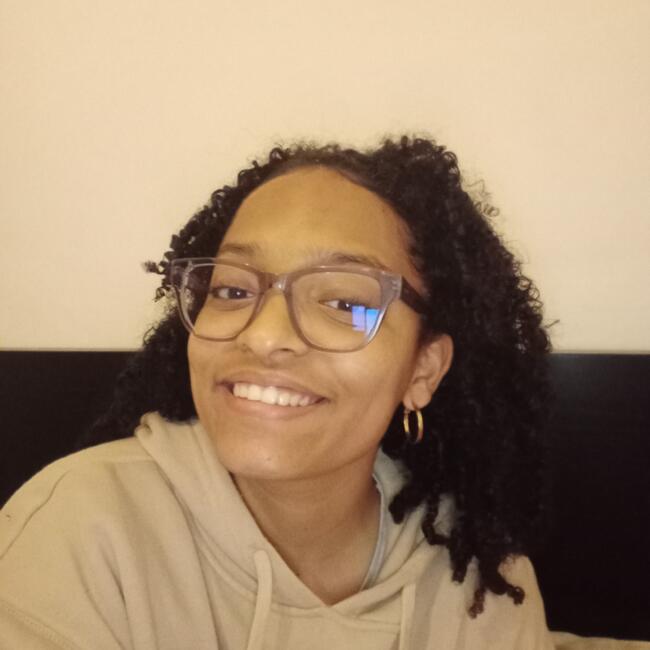 Babysitter em Odivelas: Emma