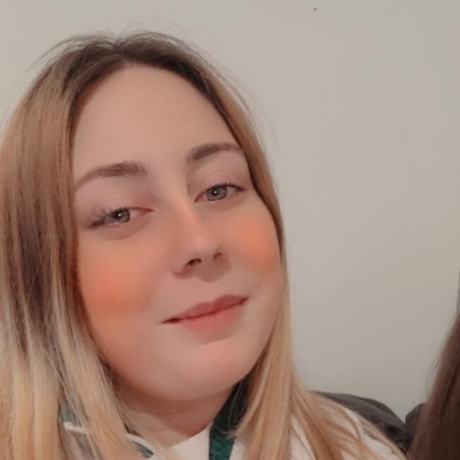Babysitter in Bragança: Jessica