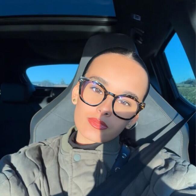 Babysitter in Thonon-les-Bains: Carolann