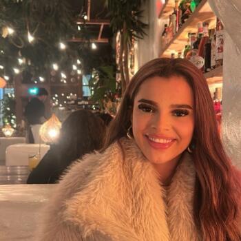 Babysitter in Stockport: Amelia