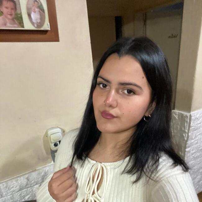 Babysitter in Quilmes: Valentina