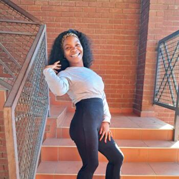 Babysitter in Bethal: Aphelele