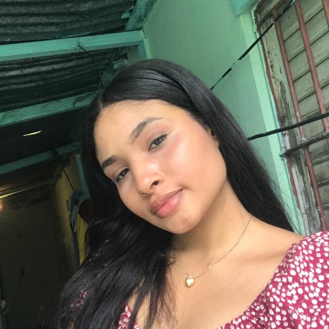 Babysitter in Santa Cruz de Barahona: Flor Deliz Martínez
