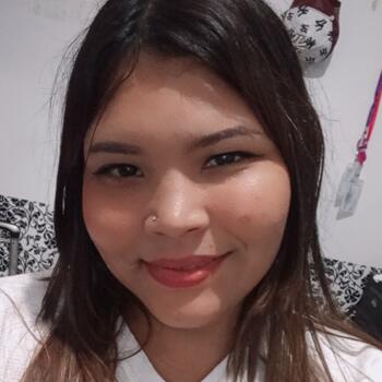 Babysitter in Cidade Ocidental: Francys