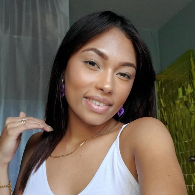 Babysitter in Quebradillas: Valeria