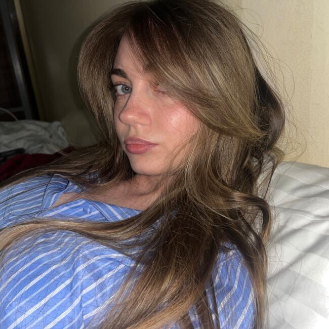 Babysitter in Bucharest: Loredana