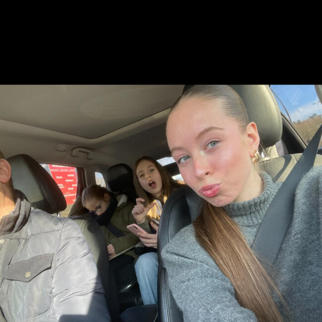 Babysitter in Rouen: Héloise