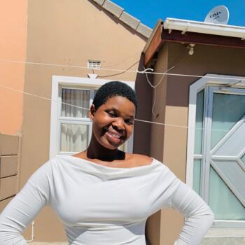 Babysitter in Cape Town: Asiphile