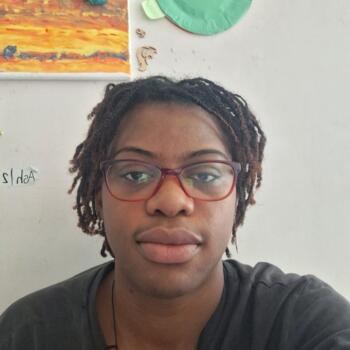 Babysitter in Petaling Jaya: Ash