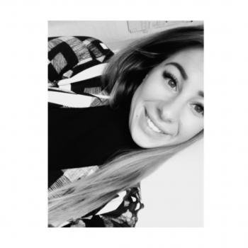 Oppas Simpelveld: Laura