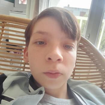 Babysitter in Le Havre: Laura