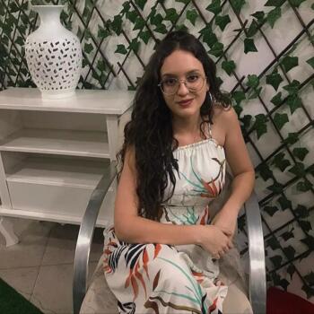 Babysitter in São José dos Campos: Evelin