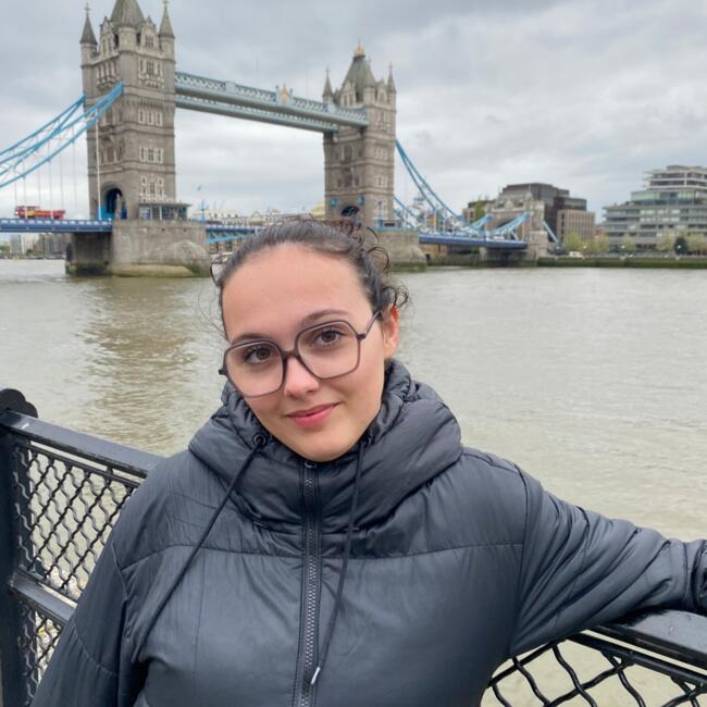 Babysitter στην περιοχή Pessac: Emma