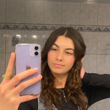 Babysitter στην περιοχή Καέν: Louna