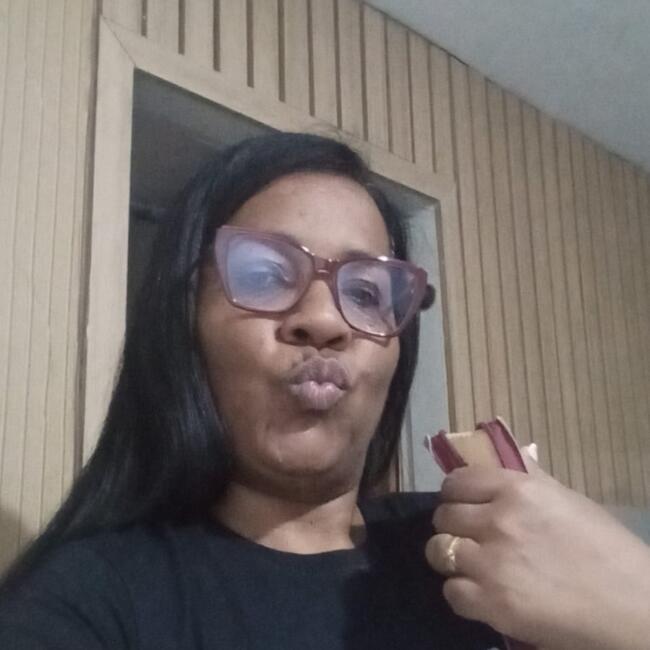 Babysitter in Salvador: Catia