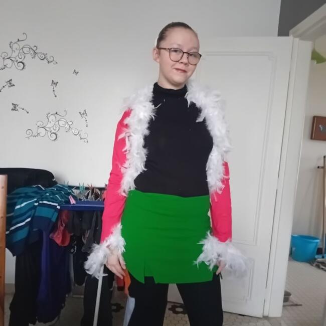 Babysitter in Frignicourt: Jessica