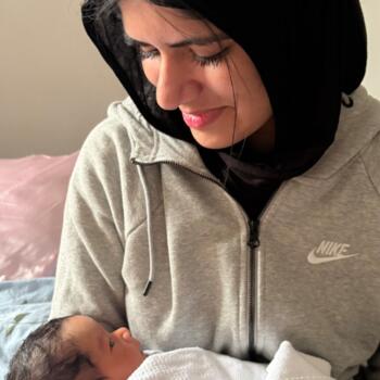 Babysitter Bury: Emaan