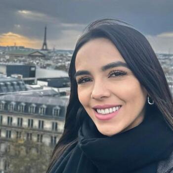 Babysitter i Paris: Maribel