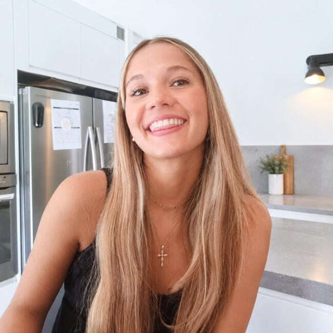 Babysitter in Le Chesnay: Jade
