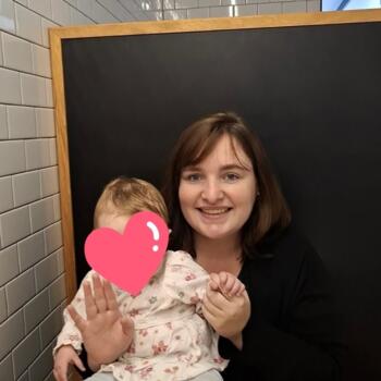 Babysitter in Latrobe: Bronte