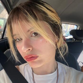 Niñera en Bahía Blanca: Mora