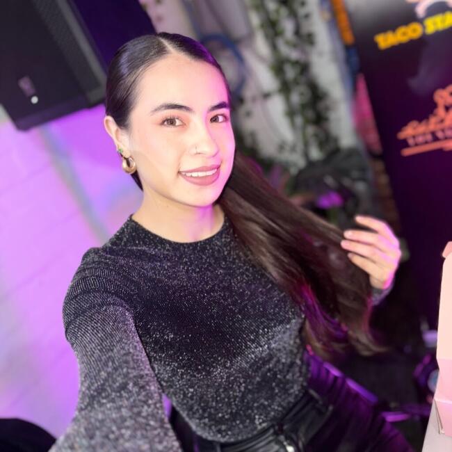 Babysitter in Melbourne: Jeimy Katherin