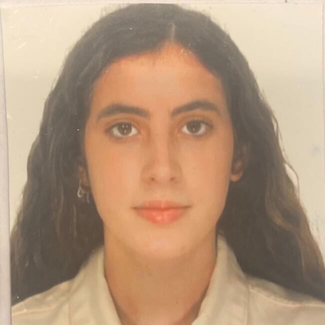 Babysitter in A Coruña: Nerea