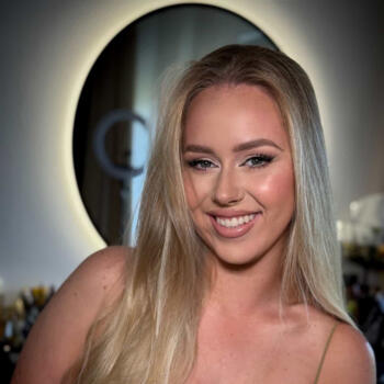 Bebisiterka u Surčin: Sara