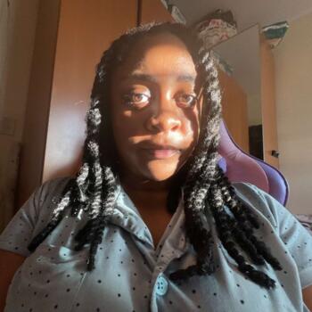 Babysitter in Brooklyn: Zoe Virgo