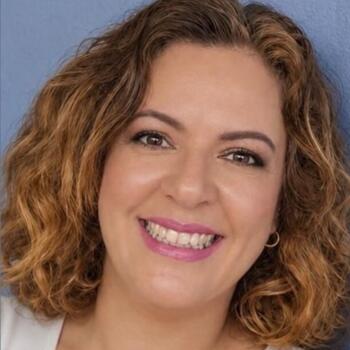 Babysitter Praia Grande: Viviany
