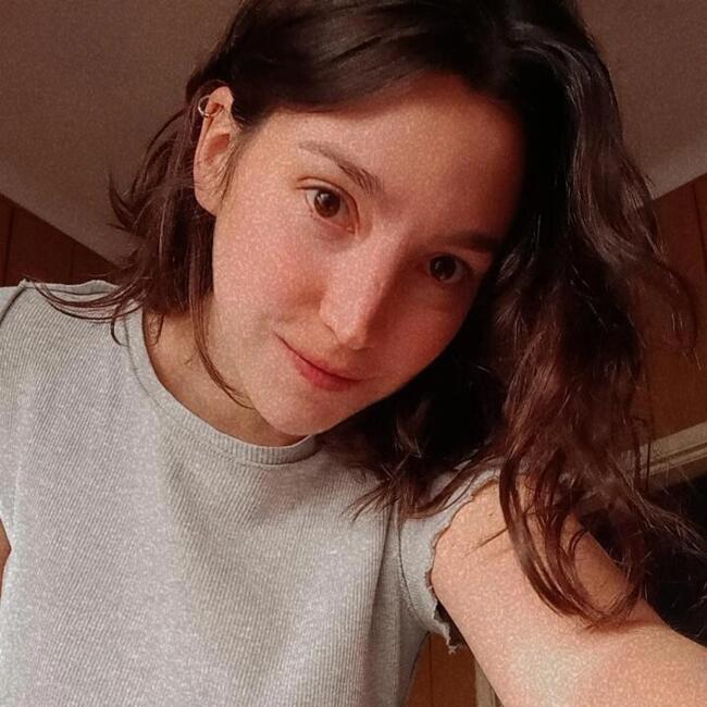 Niñera en Berazategui: Quimey