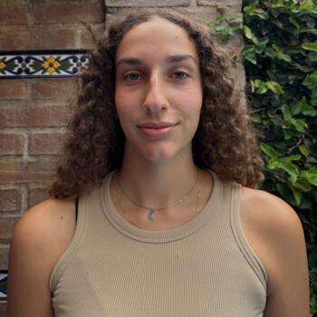 Babysitter in Buenos Aires: Agustina