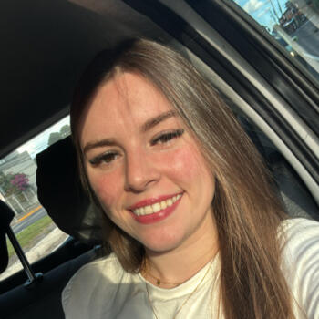 Babysitter in Caxias do Sul: Maria Eduarda