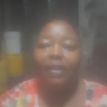 Babysitter Nairobi: Virginiah