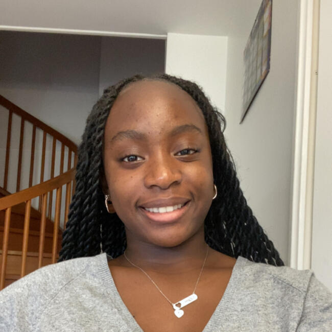 Babysitter in Ville-d'Avray: Lyne